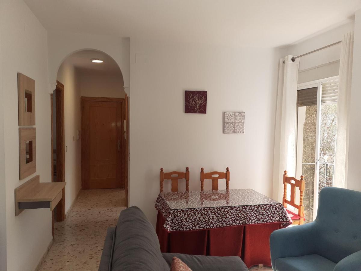 Apartamentos Pinos Genil Exterior photo
